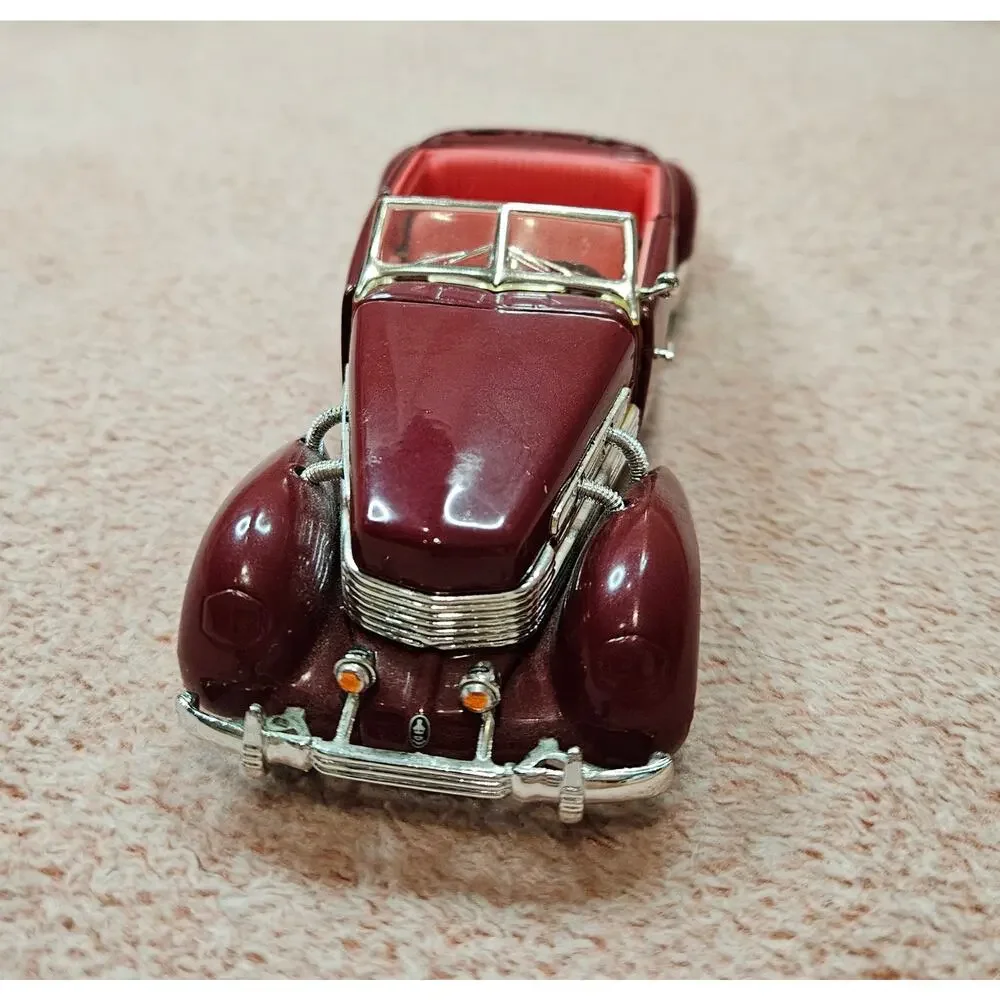 Signature Models 1937 Cord 812 Supercharged Diecast Model Car, Burgundy